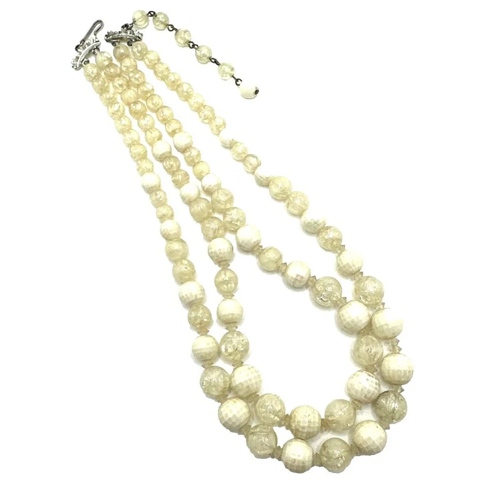 Vintage Coro Lucite Necklace Faceted Bead Cream Ivory Choker 16